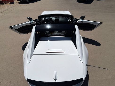 Used 2019 MAZDA MX-5 Miata RF Club w/ I-ACTIVSENSE Sport Package RWD image 9