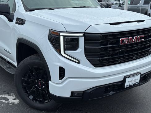 Used 2026 GMC Sierra 1500 Elevation w/ Preferred Package AWD/4WD image 3