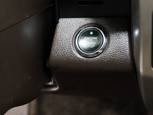 Used 2015 Ford F150 King Ranch w/ Equipment Group 601A Luxury AWD/4WD image 17
