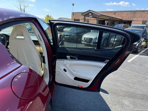 Used 2016 Porsche Panamera Turbo image 57