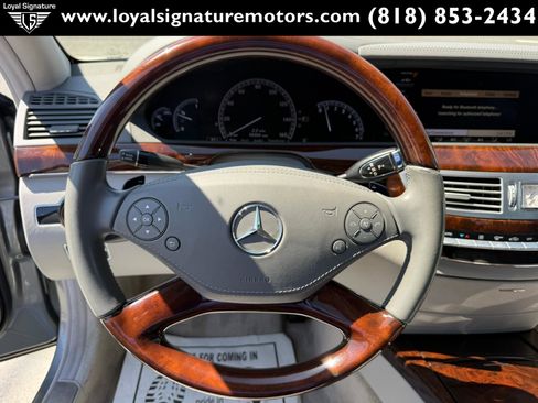 Used 2013 Mercedes-Benz S 550 image 25