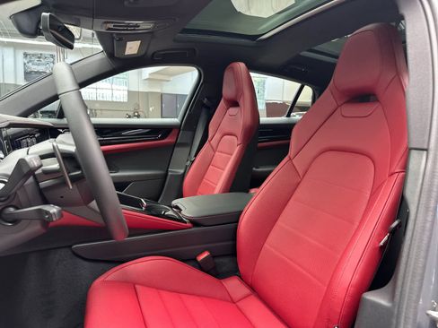 New 2026 Porsche Panamera RWD image 5