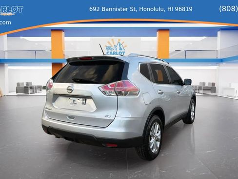 Used 2016 Nissan Rogue SV FWD image 12