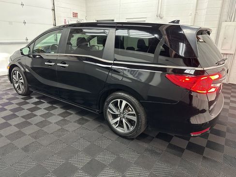 Used 2024 Honda Odyssey Touring image 6