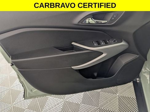 Certified 2024 Chevrolet Trax RS w/ Driver Confidence Package FWD image 10