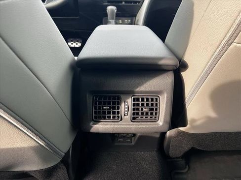 Certified 2025 Toyota Camry SE image 18