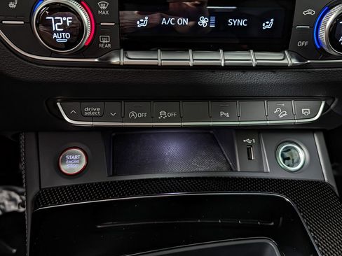 Used 2022 Audi SQ5 Premium Plus w/ Premium Plus Package image 23