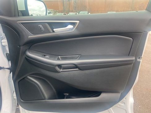 Used 2023 Ford Edge SEL image 10