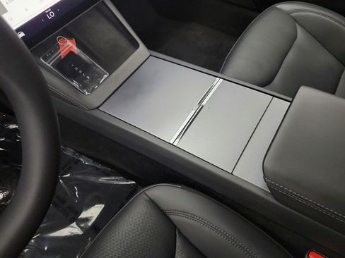Used 2024 Tesla Model 3 Long Range RWD image 10