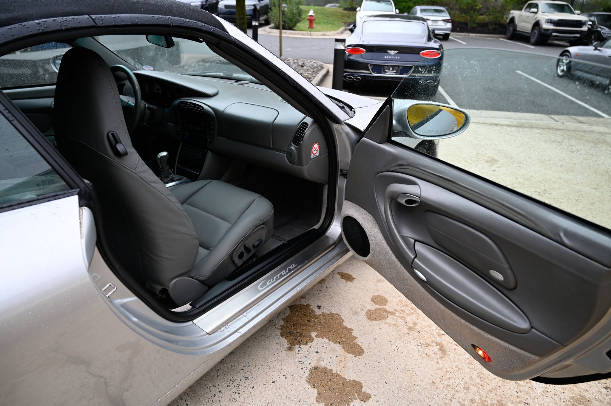 Used 2000 Porsche 911 Carrera RWD image 38
