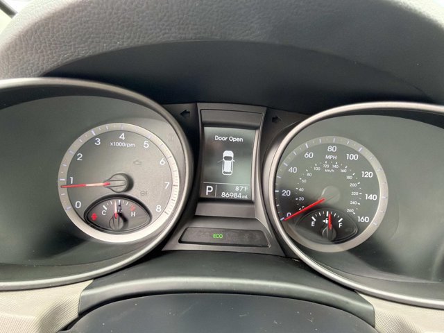 Used 2015 Hyundai Santa Fe Sport w/ Option Group 02 FWD image 26