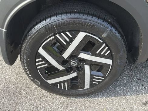 Certified 2026 Nissan Kicks SV FWD image 19