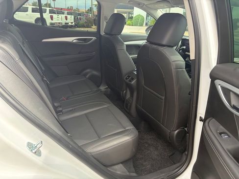 Used 2024 Buick Envision Avenir AWD/4WD image 14