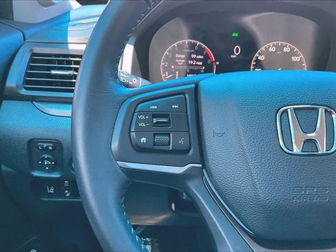 Used 2024 Honda Ridgeline Sport image 24