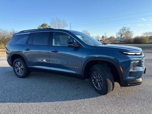 New 2026 Chevrolet Traverse LT image 9