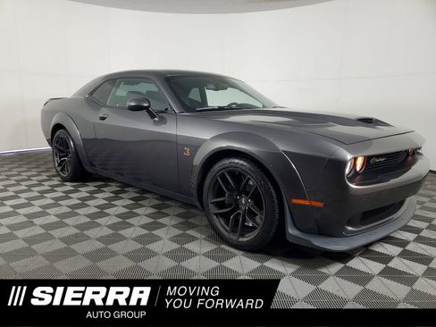Used 2022 Dodge Challenger R/T Scat Pack image 1