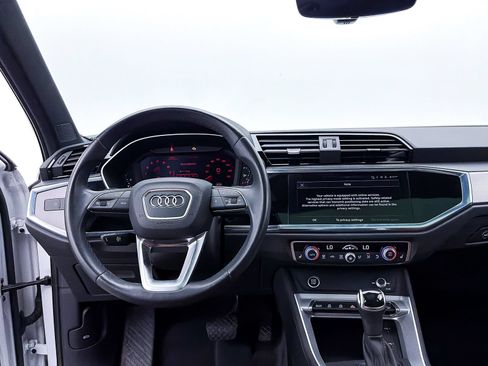Used 2023 Audi Q3 2.0T Premium w/ Convenience Package AWD/4WD image 6