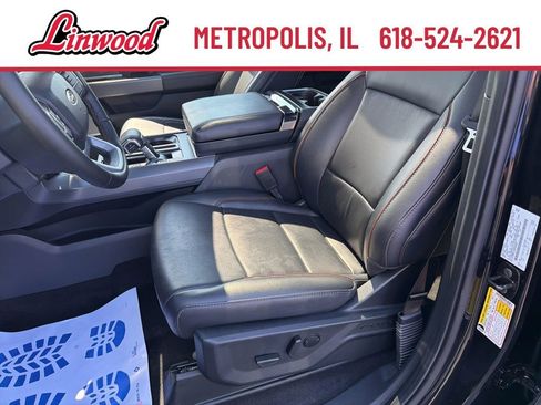 Used 2025 Ford F150 Lariat w/ Equipment Group 501A Mid AWD/4WD image 16