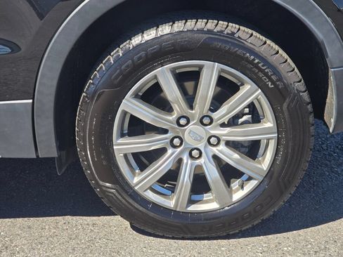 Used 2020 Cadillac XT4 Premium Luxury AWD/4WD image 10