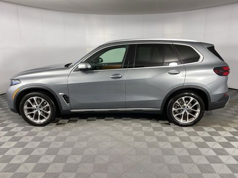 Used 2026 BMW X5 xDrive40i image 8