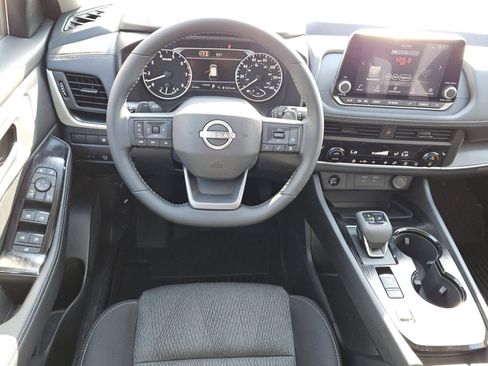 New 2026 Nissan Rogue SV FWD image 5