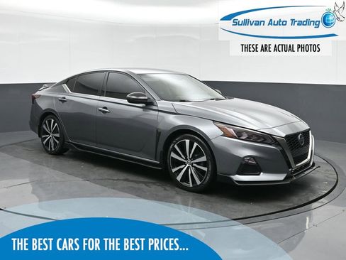 Used 2020 Nissan Altima 2.5 SR image 1