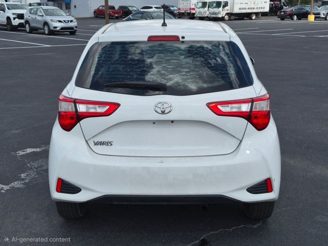 Used 2018 Toyota Yaris L FWD image 6