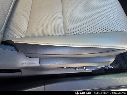 Certified 2019 Lexus ES 300h w/ Accessory Package image 35