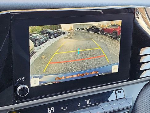 Certified 2025 Toyota Camry SE image 20