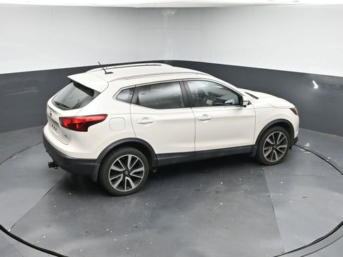 Used 2017 Nissan Rogue Sport SL image 21