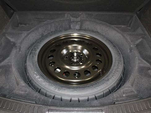 Used 2024 Lincoln Corsair Reserve image 17