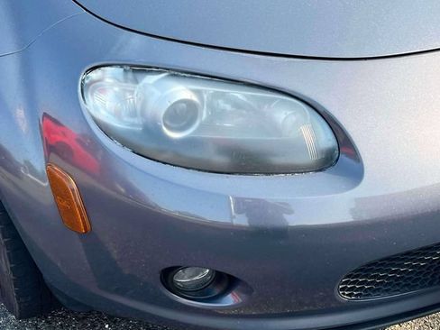Used 2006 MAZDA MX-5 Miata Grand Touring w/ Premium Pkg RWD image 7