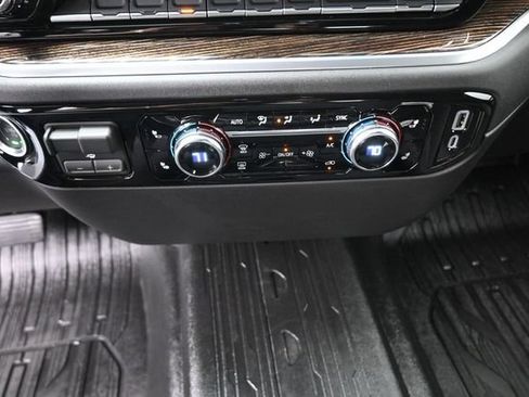 Used 2026 GMC Sierra 1500 Elevation w/ Elevation Select Package RWD image 9