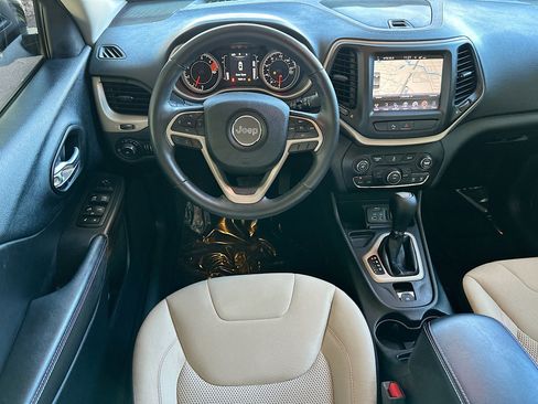 Used 2016 Jeep Cherokee 75th Anniversary image 22