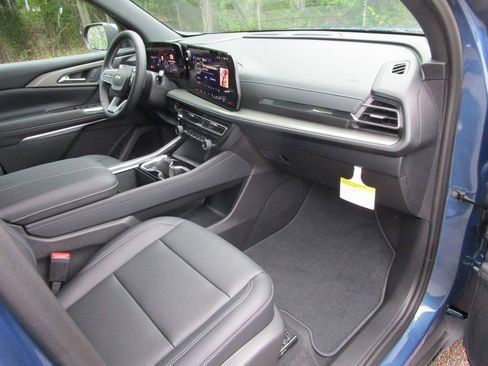 New 2026 Chevrolet Traverse LT FWD image 21