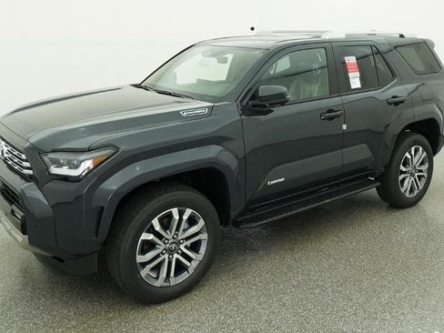 New 2026 Toyota 4Runner Limited AWD/4WD image 32