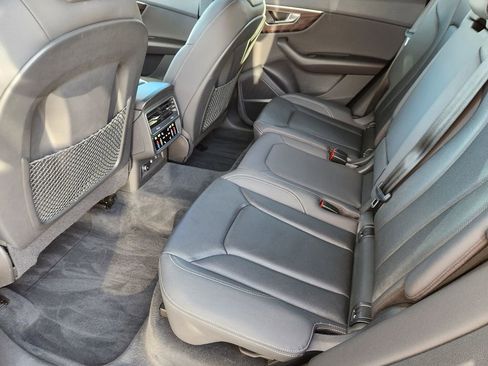 Used 2021 Audi Q8 Premium Plus w/ Premium Plus Package image 28