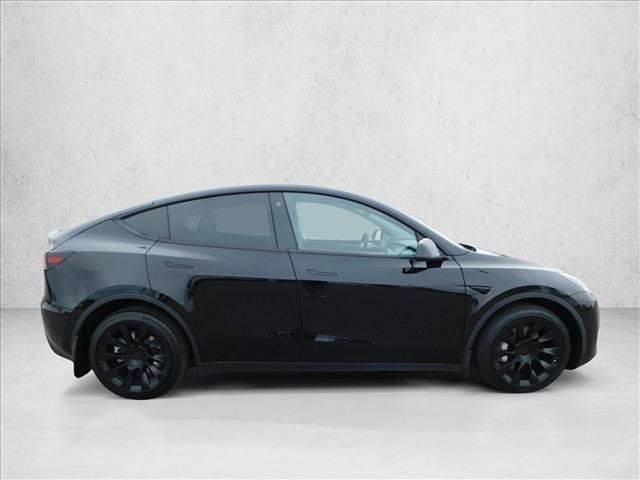 Used 2023 Tesla Model Y Long Range AWD/4WD image 7
