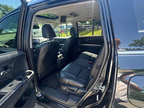 Used 2016 Honda Pilot Touring image 26