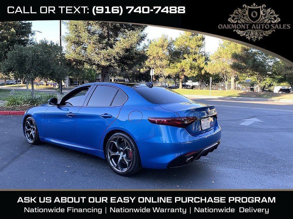 Used 2017 Alfa Romeo Giulia Ti w/ TI 19" Sport Package RWD image 6