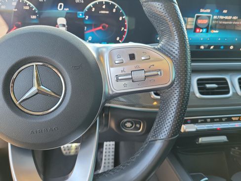 Used 2022 Mercedes-Benz GLS 450 4MATIC image 15