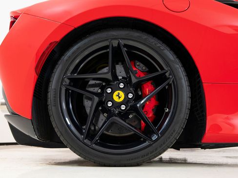 Certified 2021 Ferrari F8 Tributo image 21