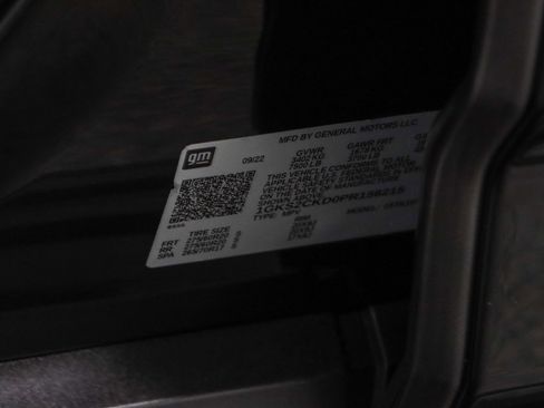 Used 2023 GMC Yukon AT4 w/ AT4 Premium Package image 38