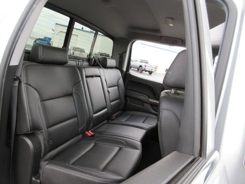 Used 2018 GMC Sierra 1500 SLT AWD/4WD image 25