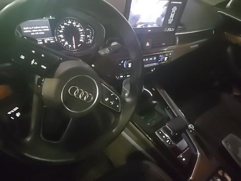 Used 2021 Audi A4 2.0T Premium w/ Convenience Package image 4