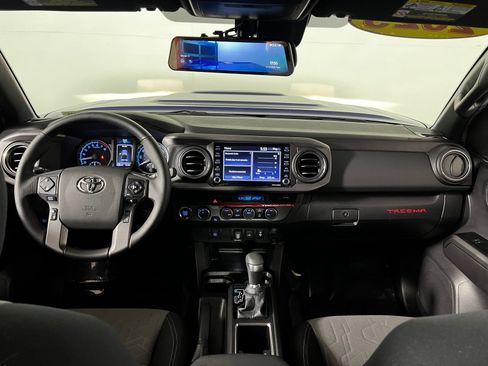 Used 2023 Toyota Tacoma TRD Sport AWD/4WD image 23
