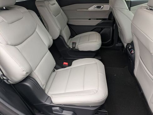New 2026 Ford Explorer Active w/ Active Comfort Package AWD/4WD image 20