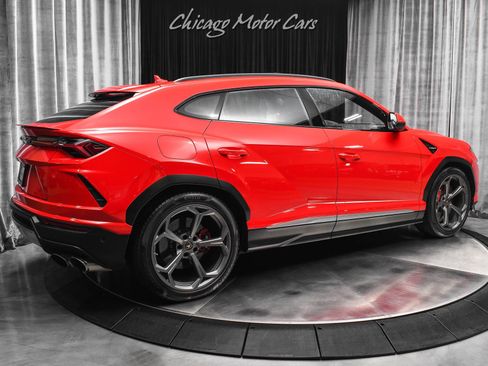 Used 2019 Lamborghini Urus image 5