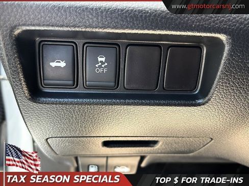 Used 2017 Nissan Altima 2.5 SR FWD image 25