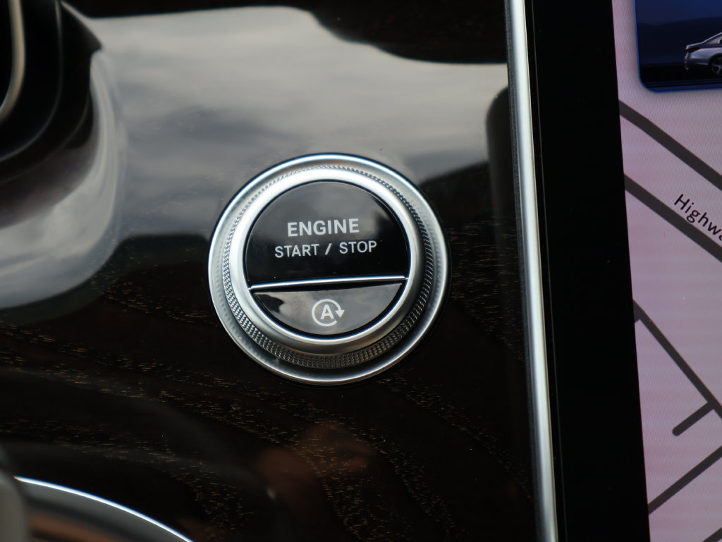 Certified 2023 Mercedes-Benz C 300 4MATIC Sedan image 47